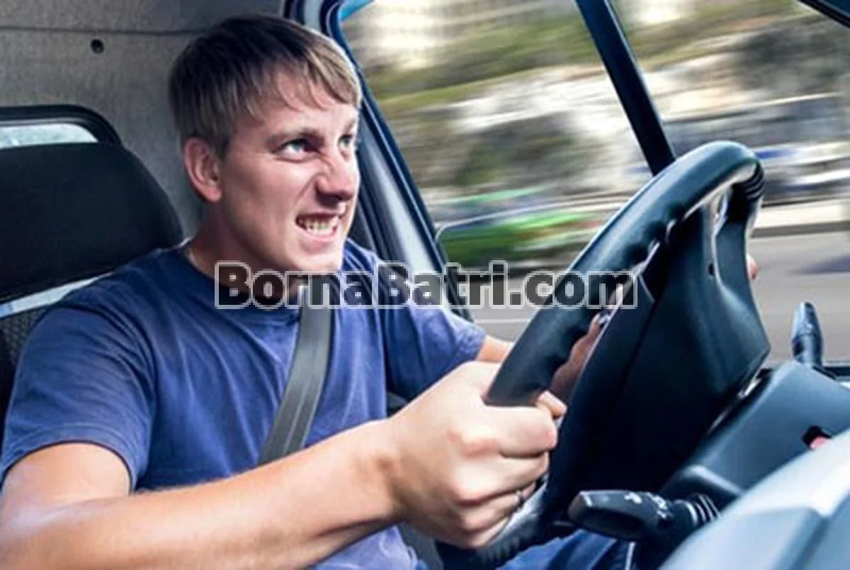 رانندگی تهاجمی