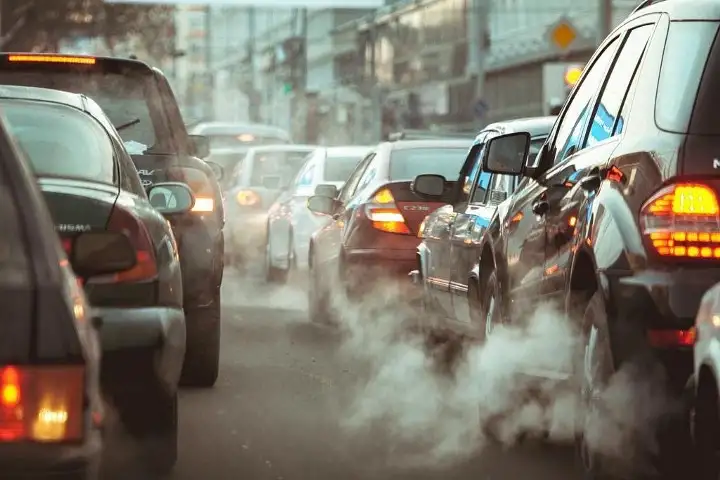 تاثیر خودروها بر آلایندگی هوا